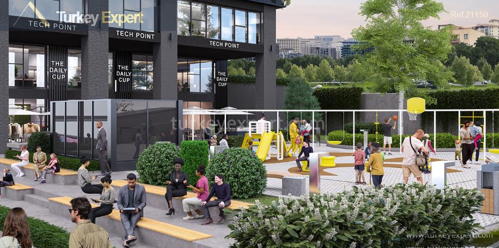 Metro access apartments, shops, and offices in Atasehir, Istanbul 1